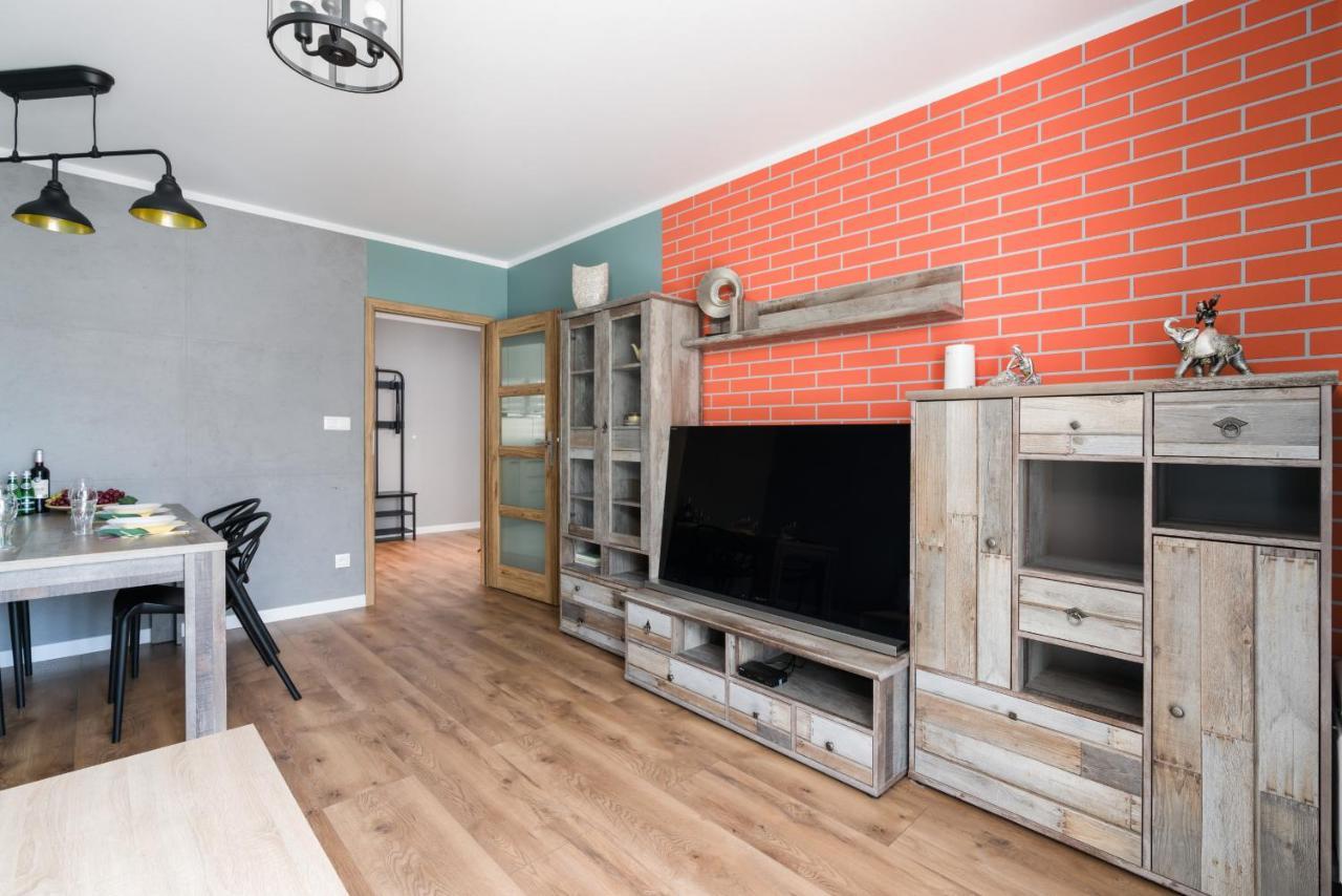 Apartment Serbska 2 Miejsca Parkingowe By Renters Poznan